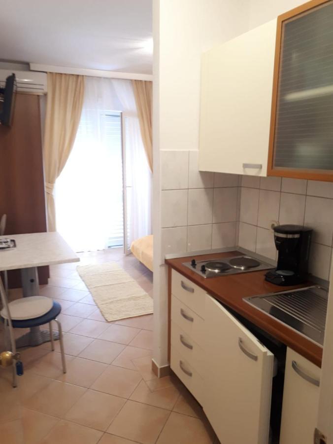 Villa Rosso Baška Voda Exterior foto