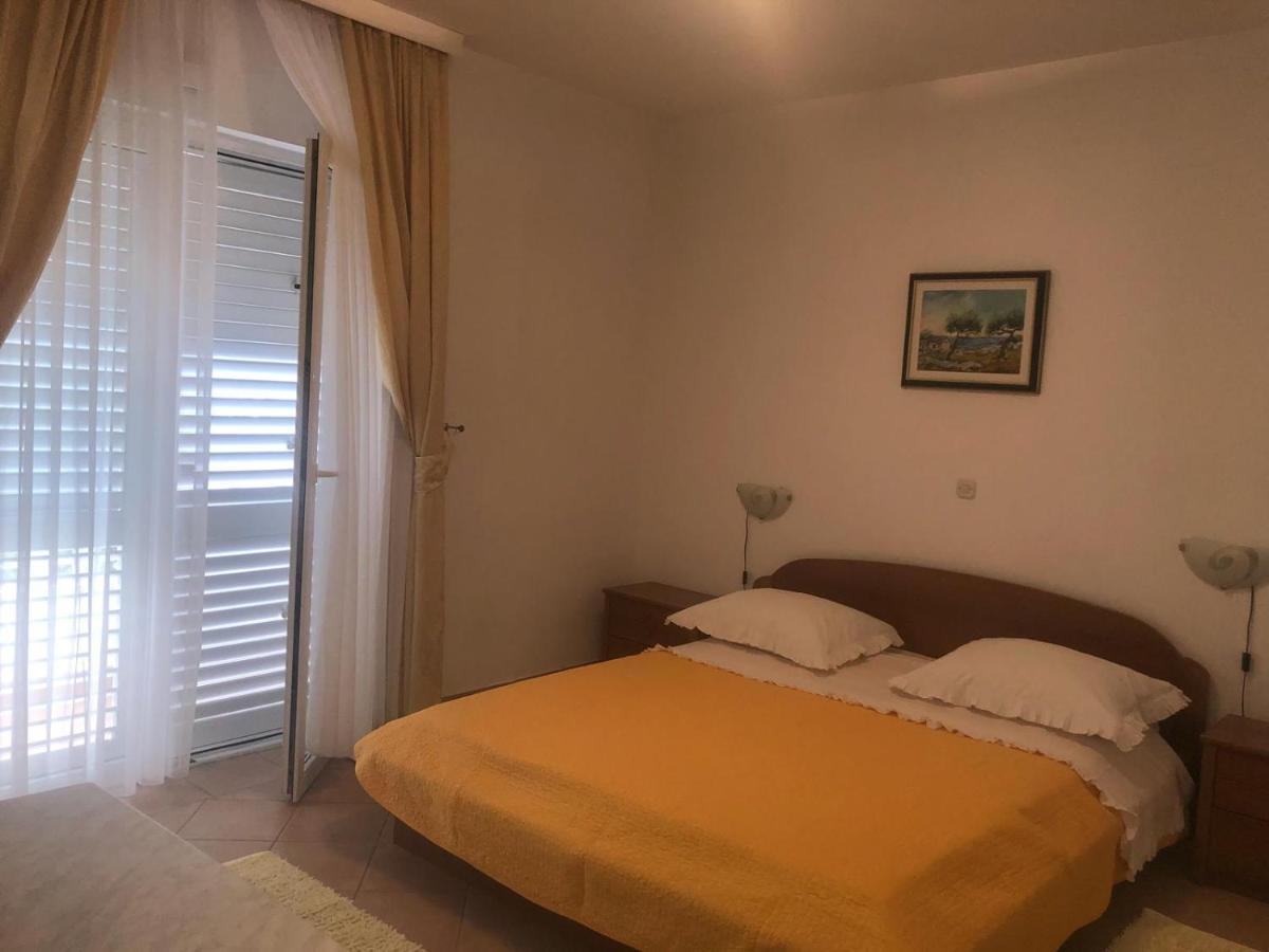 Villa Rosso Baška Voda Exterior foto