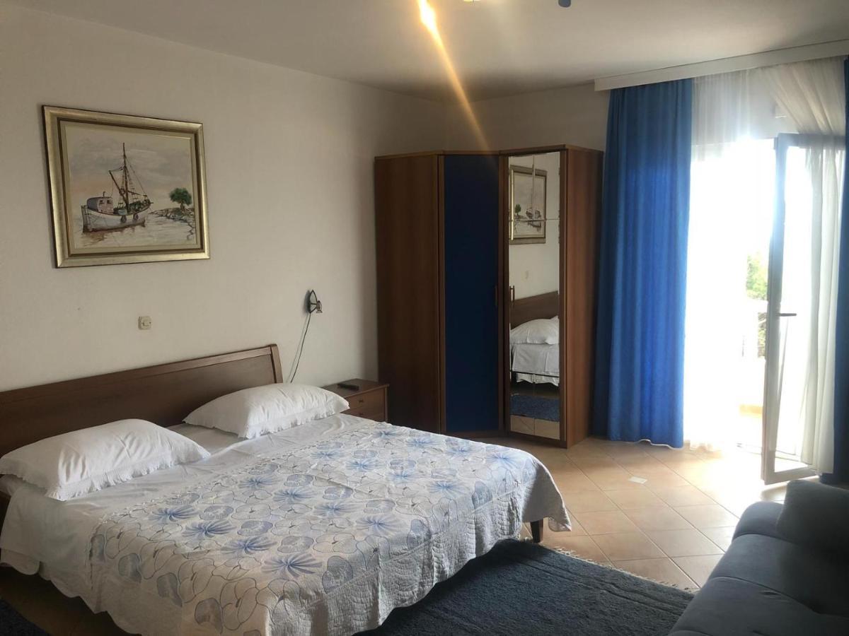 Villa Rosso Baška Voda Exterior foto