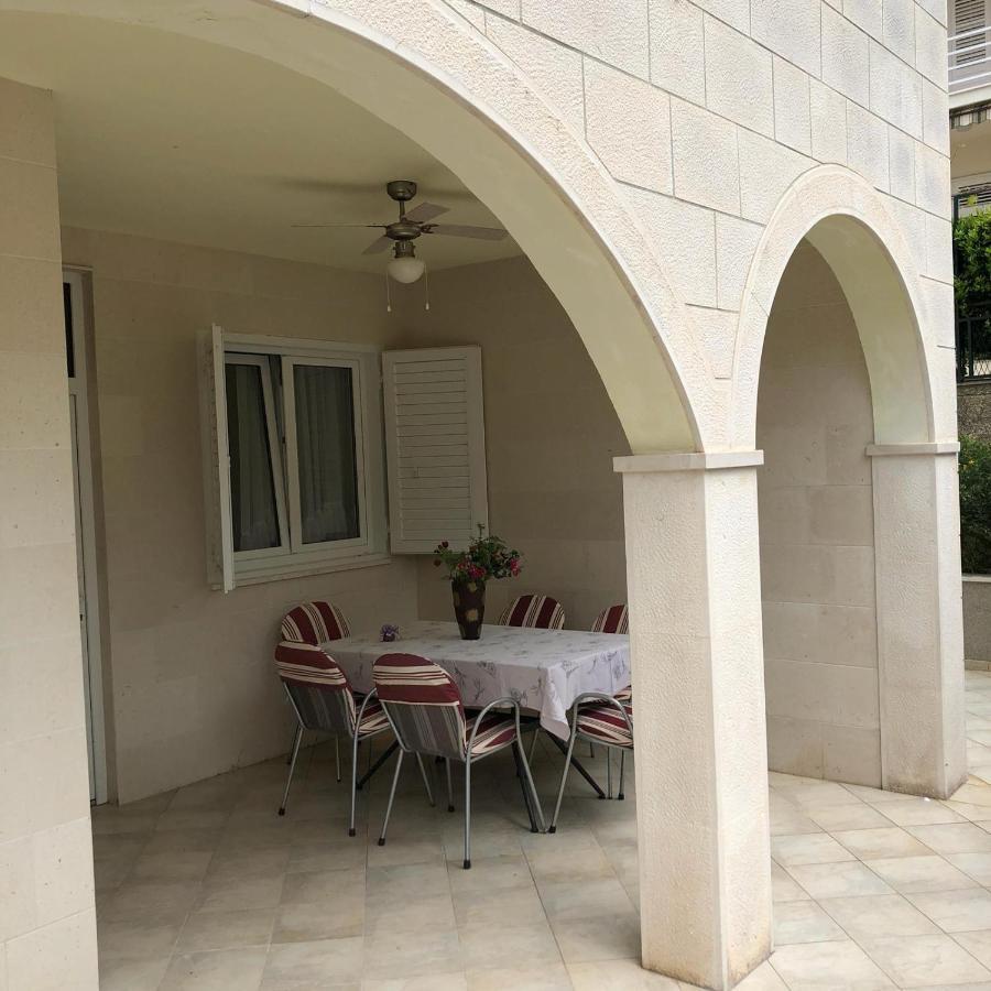 Villa Rosso Baška Voda Exterior foto