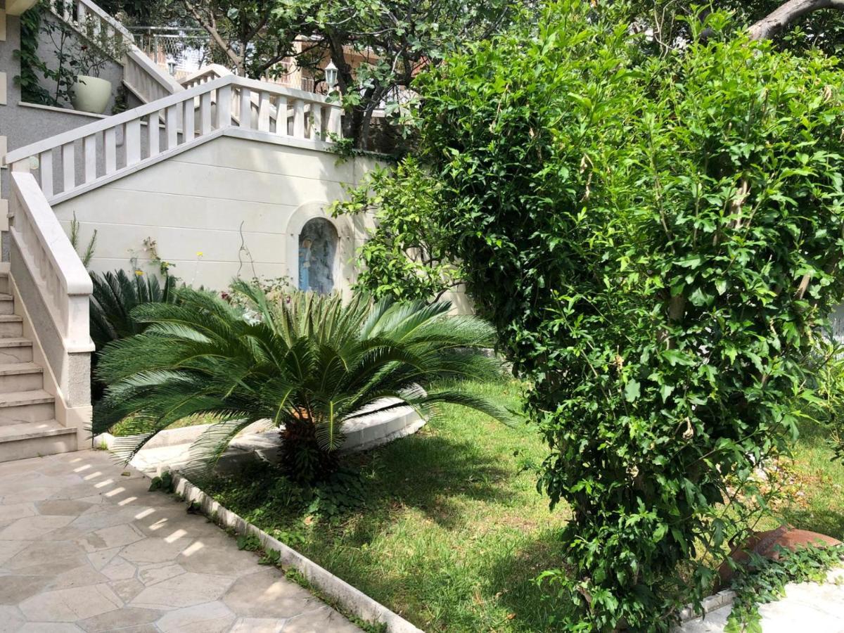 Villa Rosso Baška Voda Exterior foto