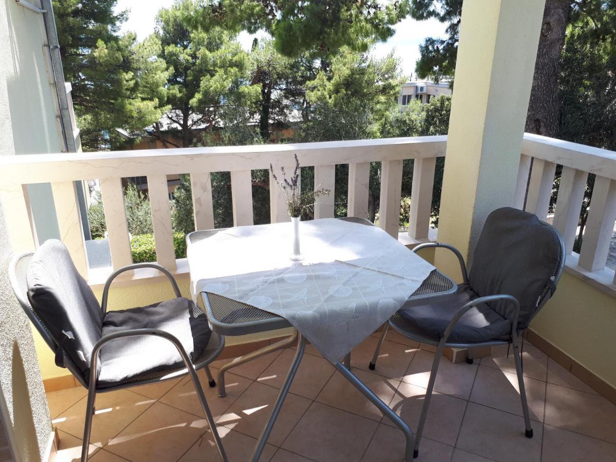 Villa Rosso Baška Voda Exterior foto