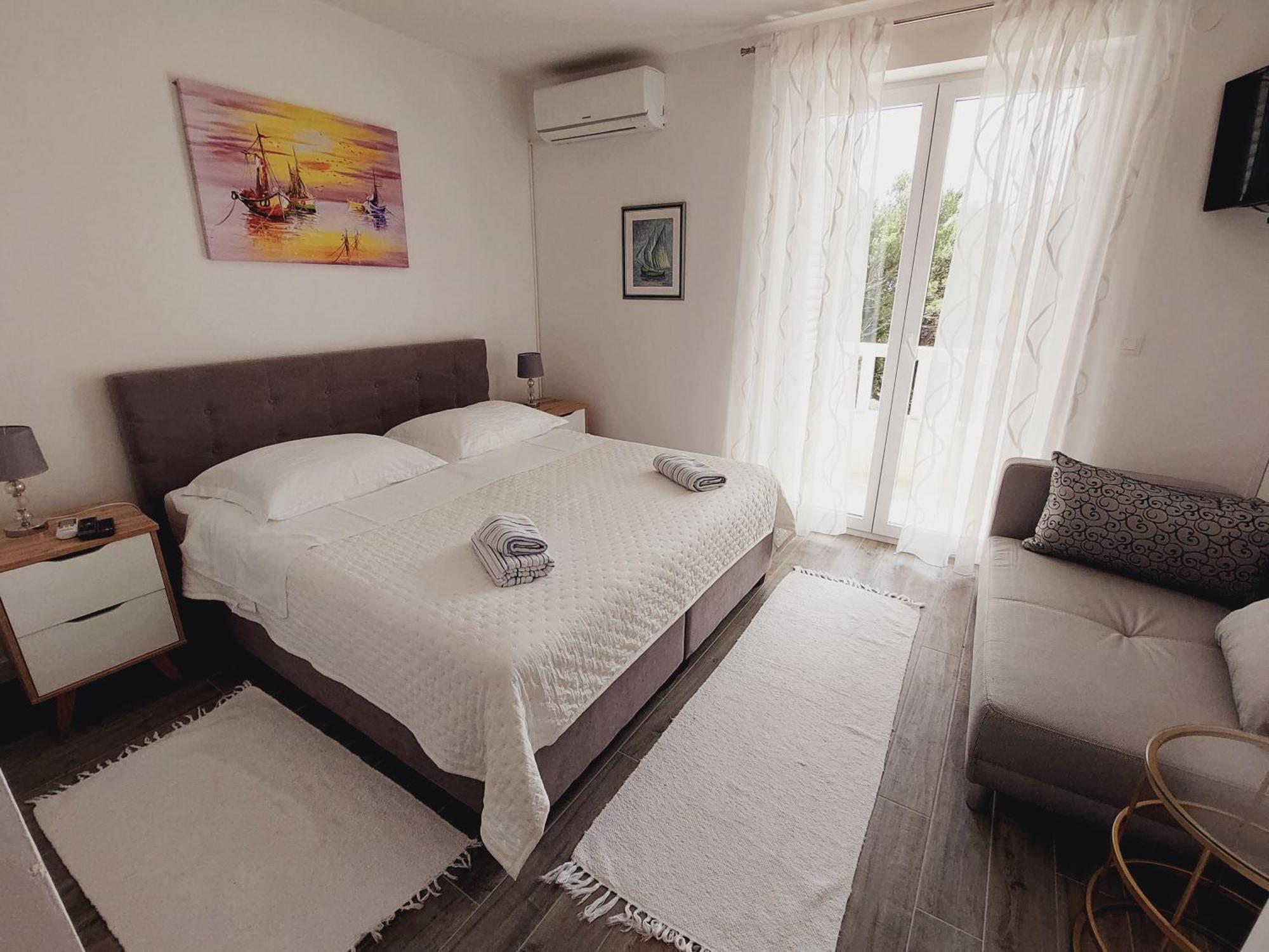 Villa Rosso Baška Voda Cameră foto