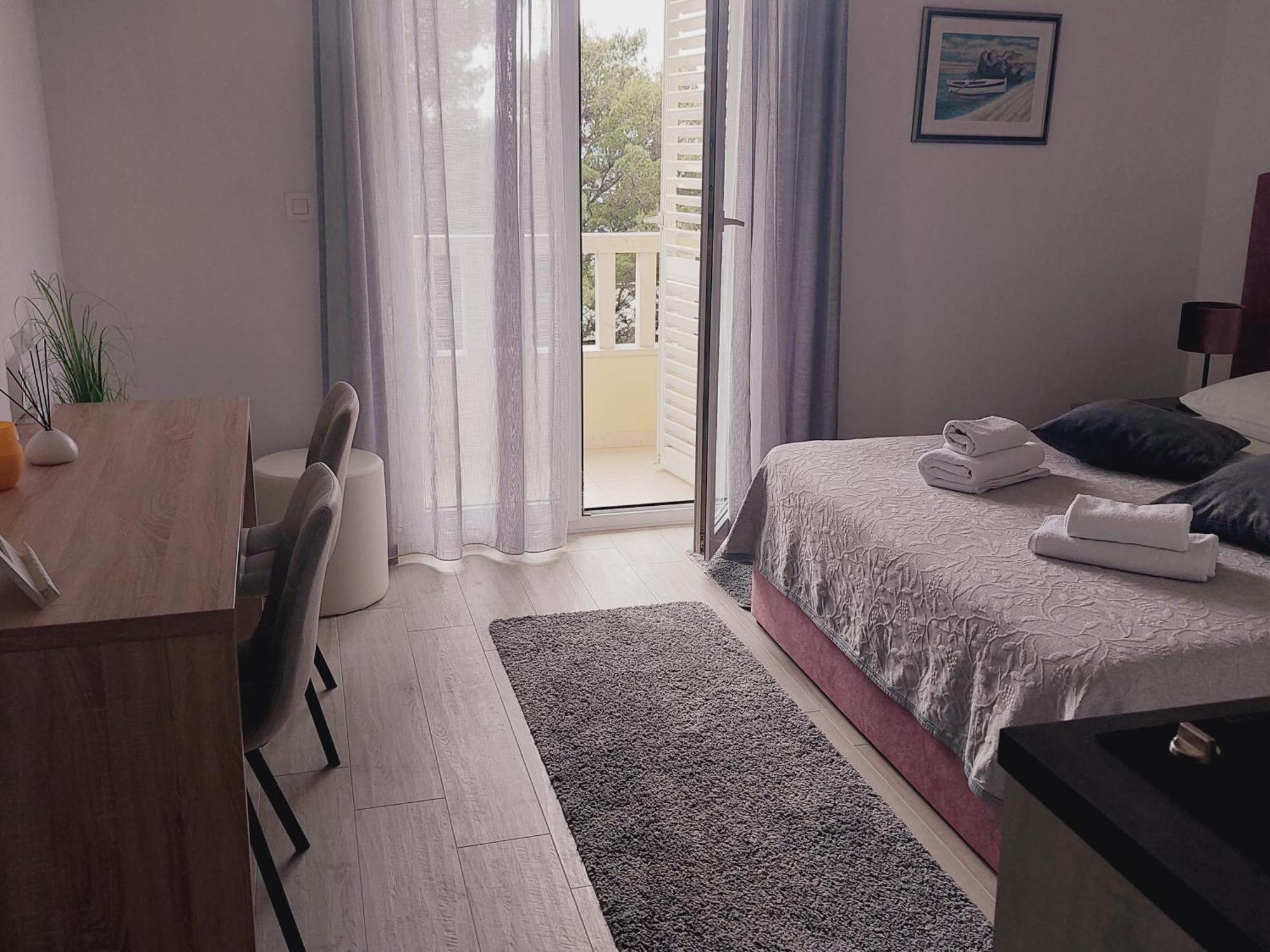 Villa Rosso Baška Voda Cameră foto